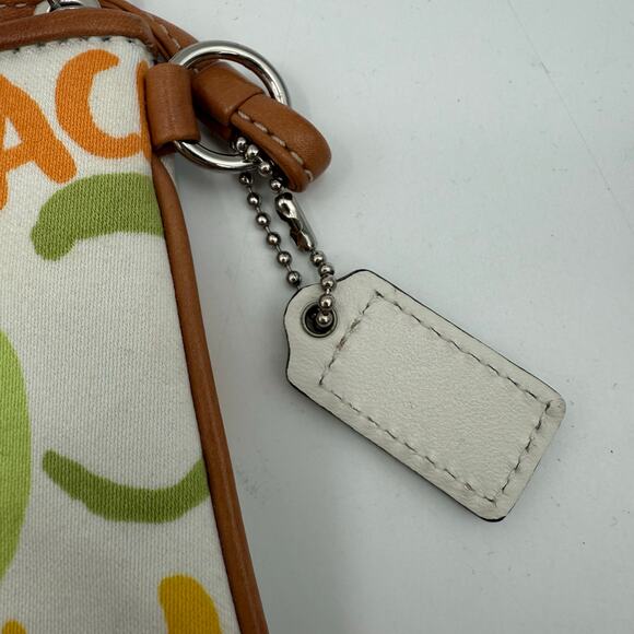 Coach Wristlet Signature C Graffiti 4.5"x7.5" Canvas Leather Wallet Zipper Art - Picture 12 of 16